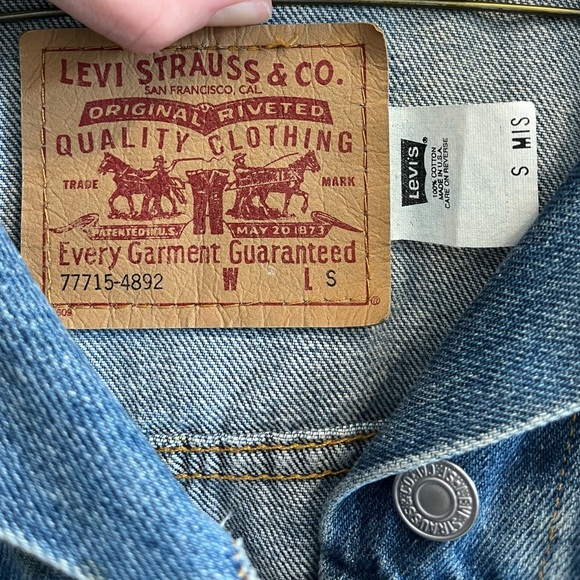 Levi's Jeans Jacket Misses Small Trucker Blue Faded Denim USA Cotton 77715-4892 - Picture 4 of 4